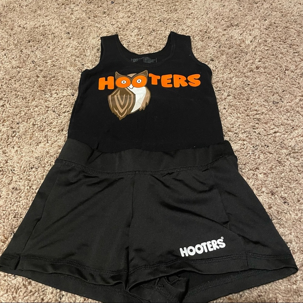 Hooters uniform Black